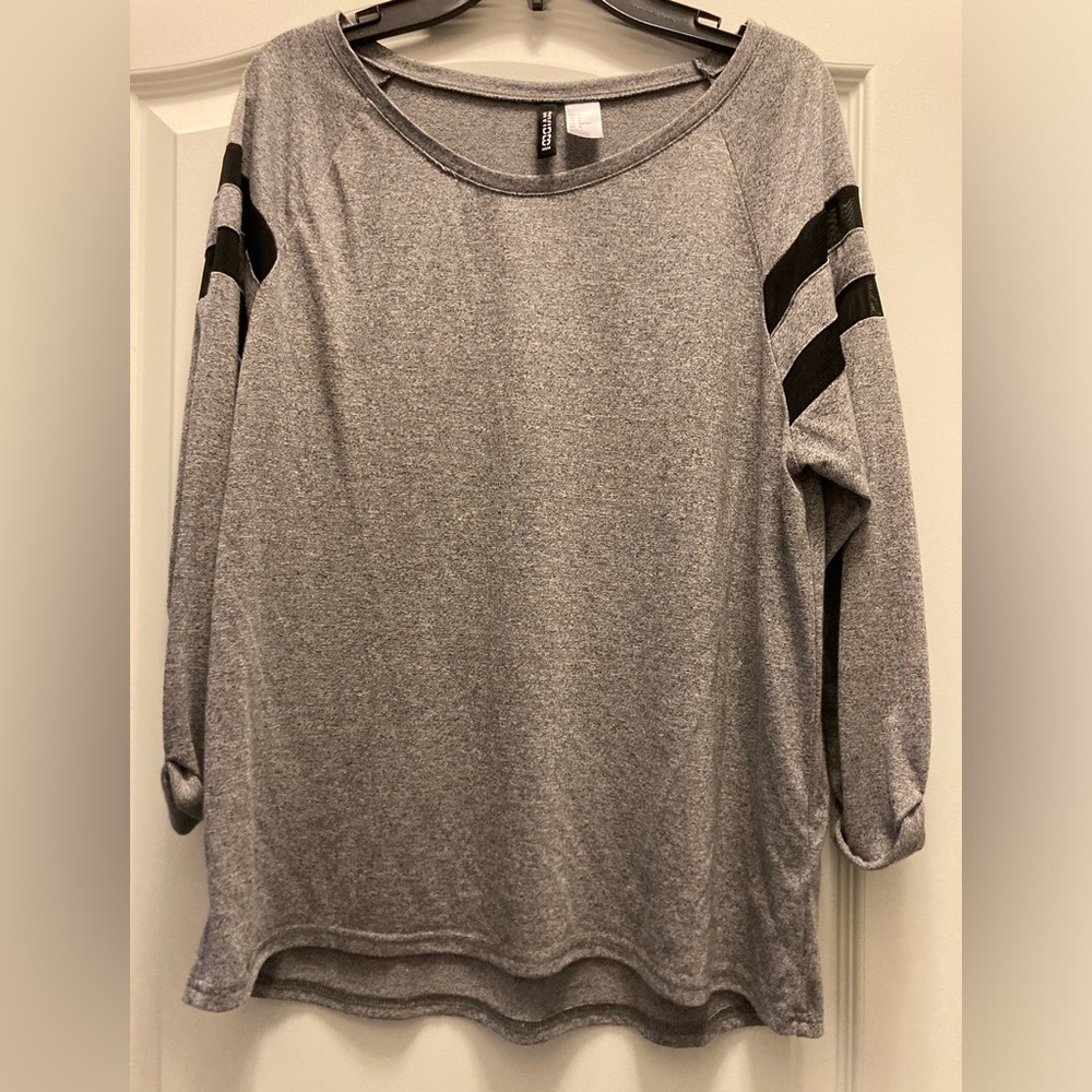 H& M Divided Women’s Ling Sleeve Top with Mesh Varsity Stripes - Size M